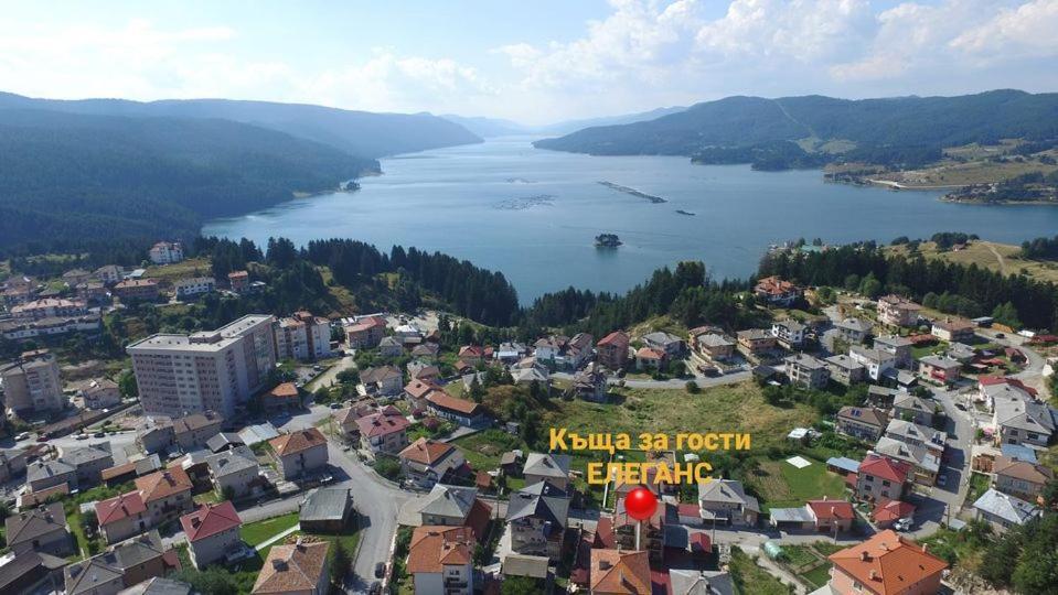 Елеганс Къща За Гости Dospat Exterior photo