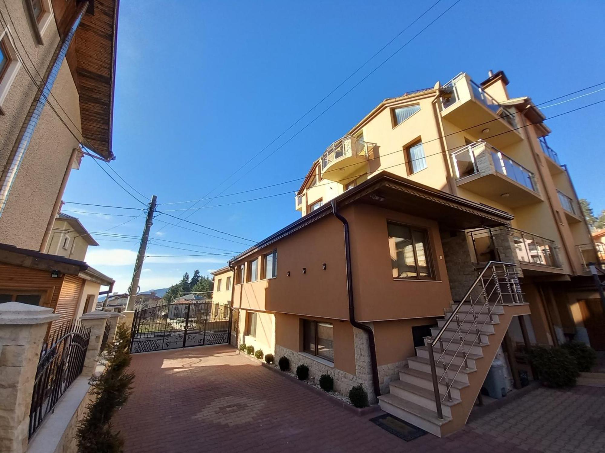 Елеганс Къща За Гости Dospat Exterior photo