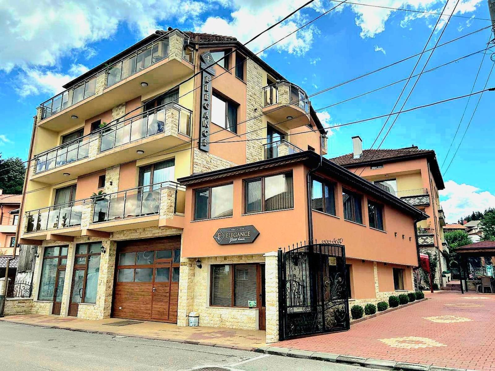 Елеганс Къща За Гости Dospat Exterior photo